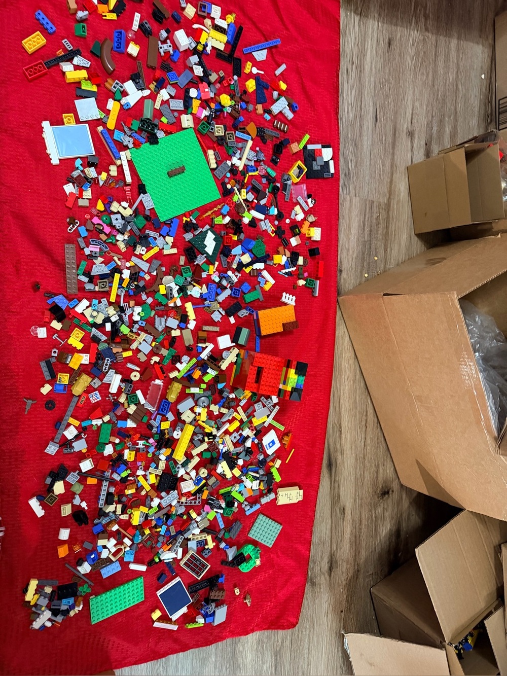 Mixed lot of Legos w minifigures Harry Potter